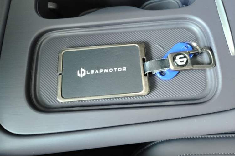 Used Leapmotor C16 2024 Range-Extended 200 Luxury Edition Vehicle Key