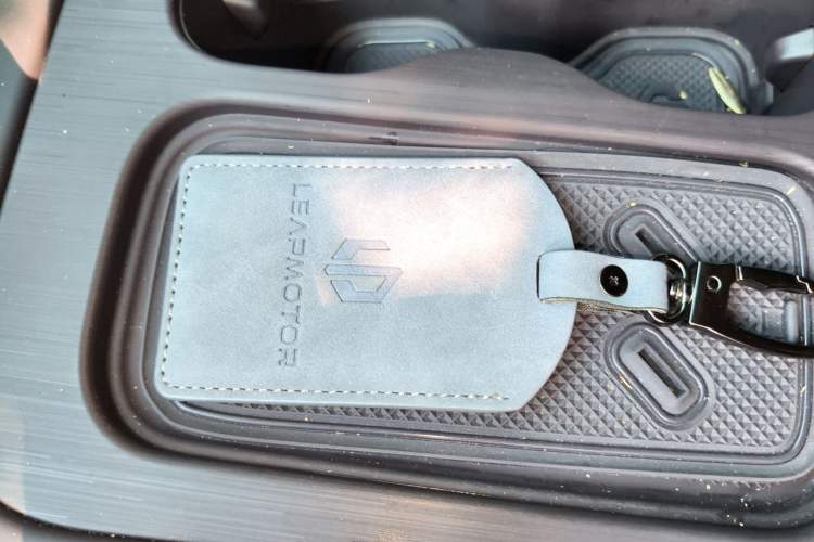 Used Leapmotor C16 2024 All-Electric 520 LiDAR Edition Vehicle Key