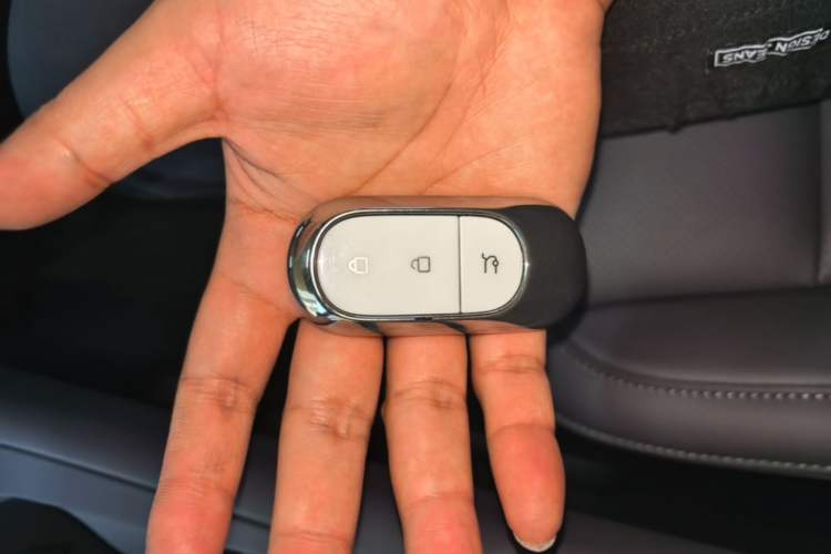 Used Leapmotor C16 2024 Range-Extended 200 Luxury Edition Vehicle Key