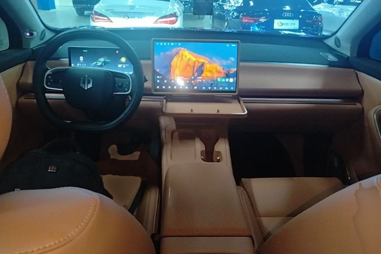 Used Leapmotor C16 2024 Range-Extended 200 Luxury Edition Center Console