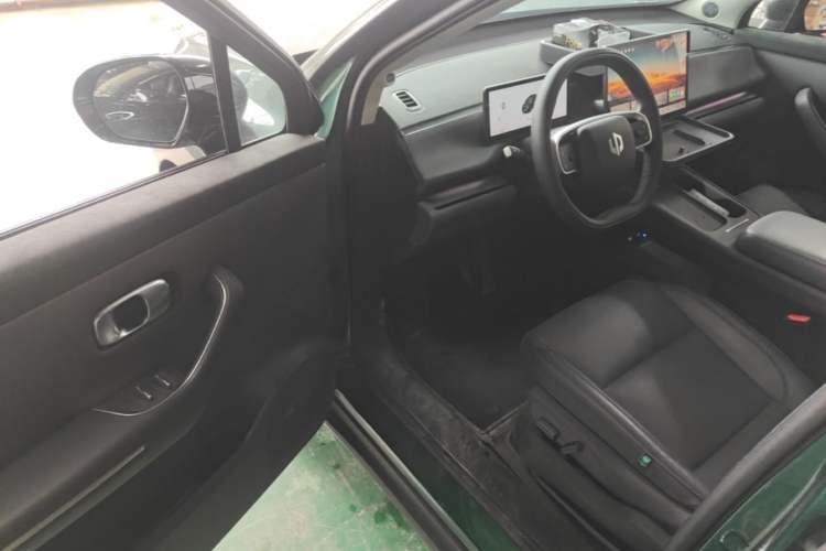 Used Leapmotor C16 2024 All-Electric 580 Luxury Edition Driver Seat