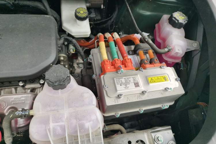 Used Leapmotor C16 2024 Range-Extended 200 LiDAR Edition Engine Bay Left
