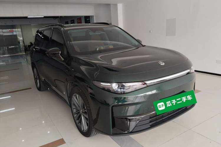 Used Leapmotor C16 2024 Range-Extended 200 Luxury Edition Front Right 45 Deg