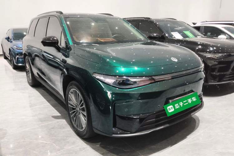 Used Leapmotor C16 2024 Range-Extended 200 Luxury Edition Front Right 45 Deg