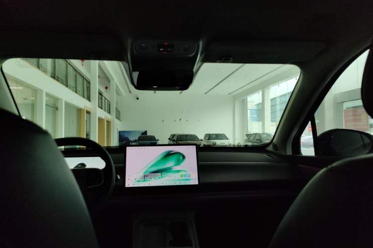 Used Leapmotor C16 2024 All-Electric 520 LiDAR Edition Headliner