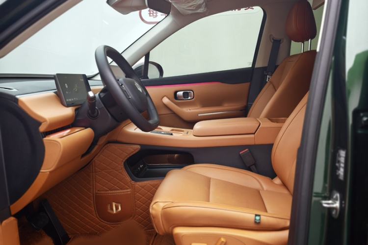 Used Leapmotor C16 2024 Range-Extended 200 Luxury Edition Interior 14