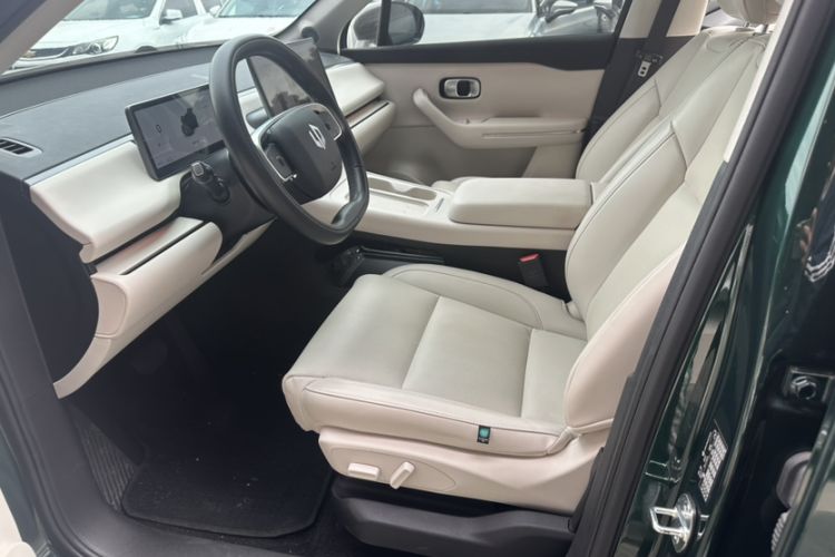 Used Leapmotor C16 2024 Pure Electric 520 Deluxe Edition Interior 3