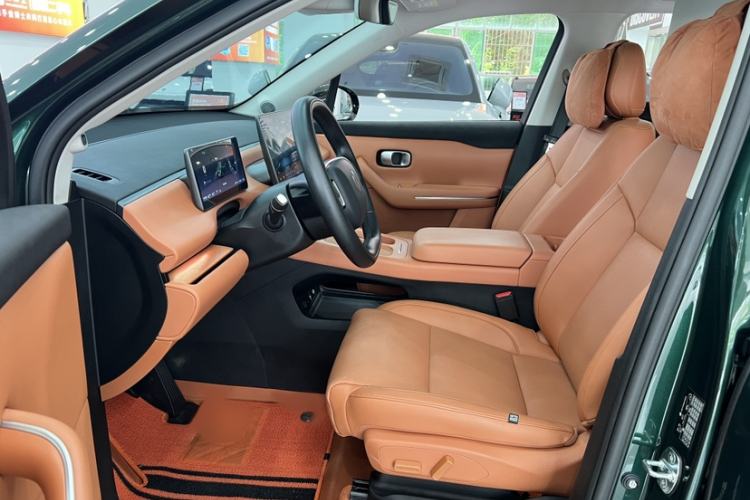 Used Leapmotor C16 2024 Range-Extended 200 Luxury Edition Interior 5