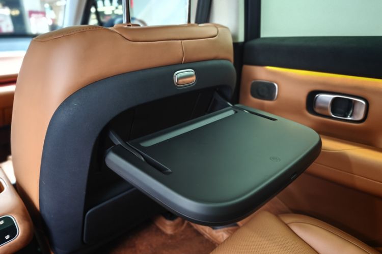 Used Leapmotor C16 2024 Range-Extended 200 Luxury Edition Interior 8