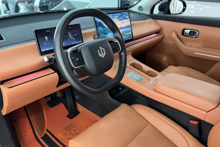 Used Leapmotor C16 2024 Range-Extended 200 Luxury Edition Interior 8