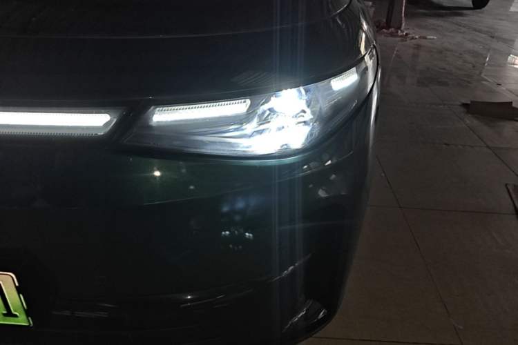 Used Leapmotor C16 2024 Range-Extended 200 Luxury Edition Left Front Headlight