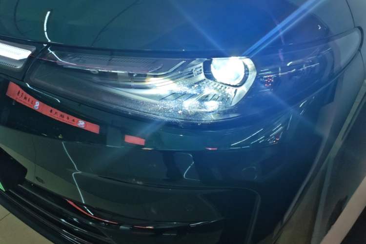 Used Leapmotor C16 2024 All-Electric 520 LiDAR Edition Left Front Headlight
