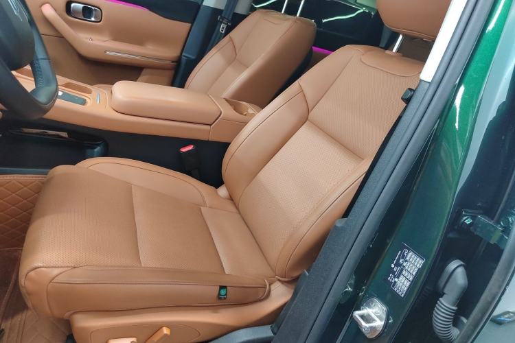 Used Leapmotor C16 2024 Range-Extended 200 Luxury Edition Left Front Seat