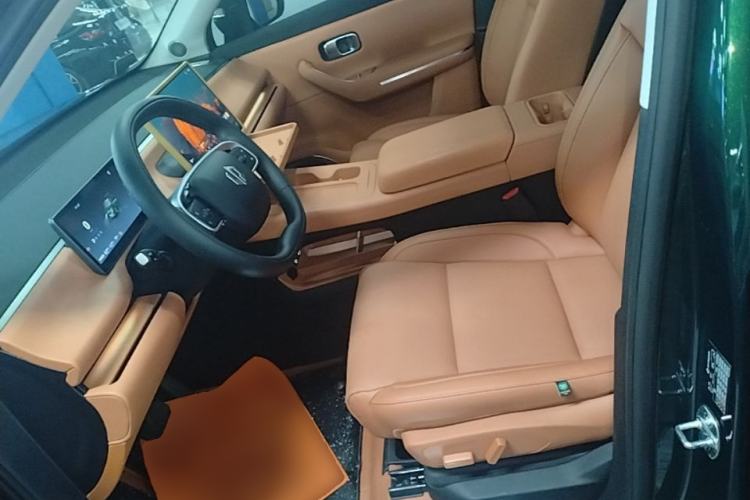 Used Leapmotor C16 2024 Range-Extended 200 Luxury Edition Left Front Seat