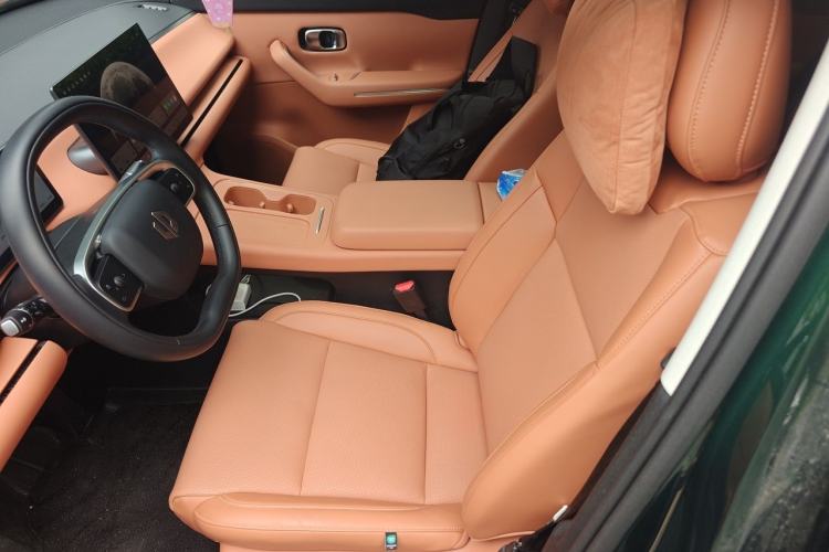 Used Leapmotor C16 2024 Range-Extended 200 Luxury Edition Left Front Seat