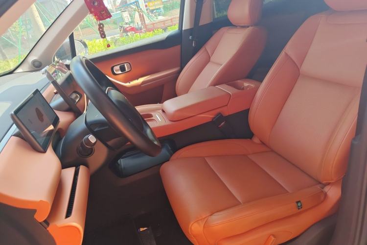 Used Leapmotor C16 2024 Range-Extended 200 Luxury Edition Left Front Seat
