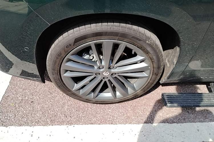 Used Leapmotor C16 2024 Range-Extended 200 Luxury Edition Left Front Wheel Hub