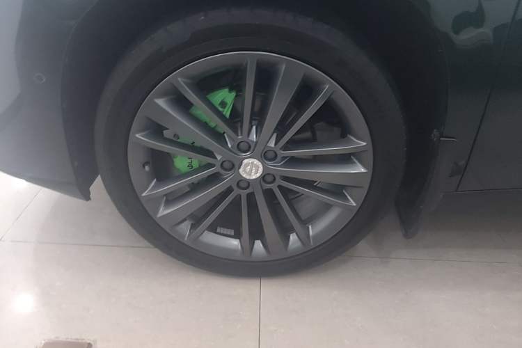 Used Leapmotor C16 2024 Range-Extended 200 LiDAR Edition Left Front Wheel Hub