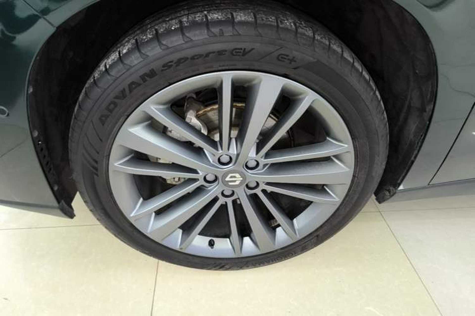 Used Leapmotor C16 2024 All-Electric 520 LiDAR Edition Left Front Wheel Hub
