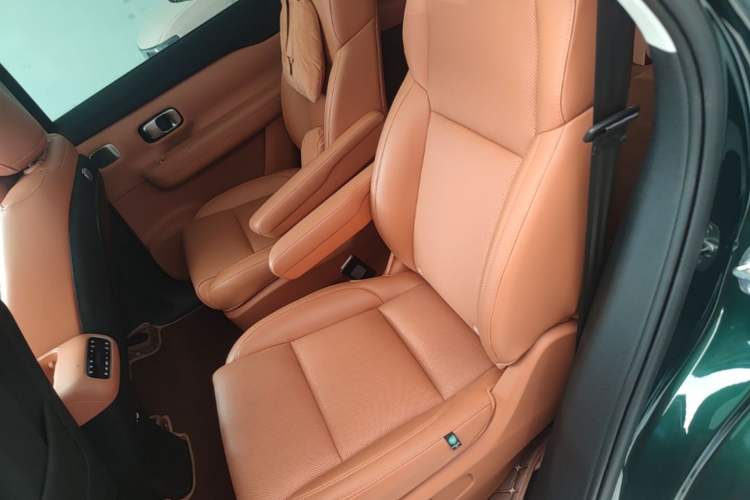 Used Leapmotor C16 2024 Range-Extended 200 LiDAR Edition Left Rear Seat