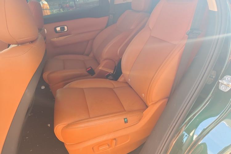 Used Leapmotor C16 2024 Range-Extended 200 Luxury Edition Left Rear Seat