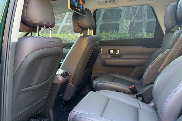 Used Leapmotor C16 2024 Range-Extended 200 Luxury Edition Left Rear Seat
