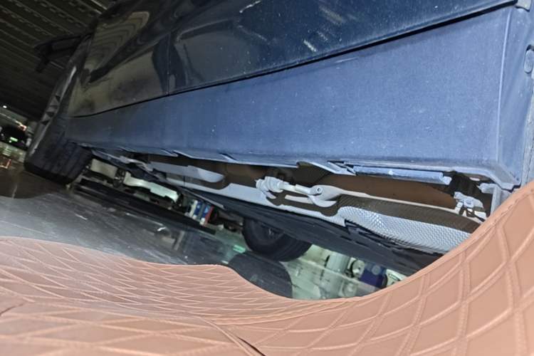 Used Leapmotor C16 2024 Range-Extended 200 Luxury Edition Left Side Sill