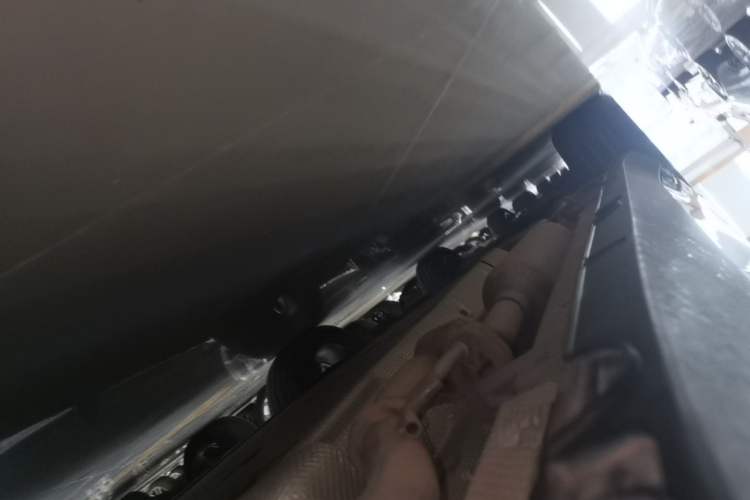 Used Leapmotor C16 2024 Range-Extended 200 LiDAR Edition Left Side Sill