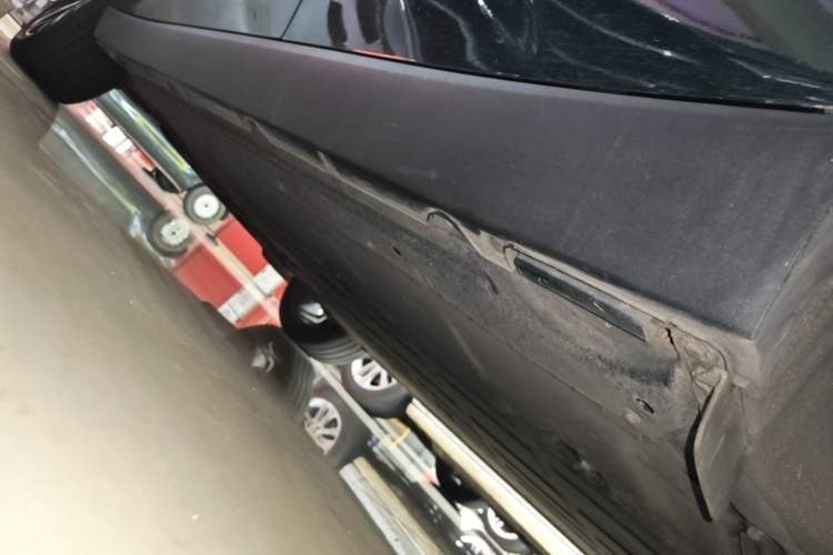 Used Leapmotor C16 2024 All-Electric 520 LiDAR Edition Left Side Sill
