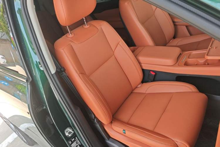Used Leapmotor C16 2024 Range-Extended 200 Luxury Edition Right Front Seat