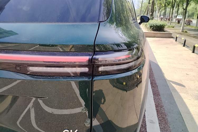 Used Leapmotor C16 2024 Range-Extended 200 Luxury Edition Right Rear Taillight