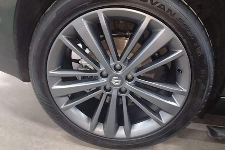 Used Leapmotor C16 2024 Range-Extended 200 Luxury Edition Right Rear Wheel Hub