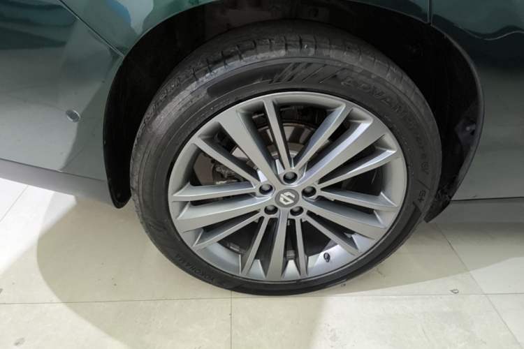 Used Leapmotor C16 2024 All-Electric 520 LiDAR Edition Right Rear Wheel Hub