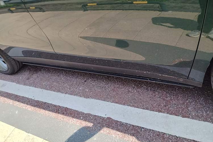 Used Leapmotor C16 2024 Range-Extended 200 Luxury Edition Right Side Sill