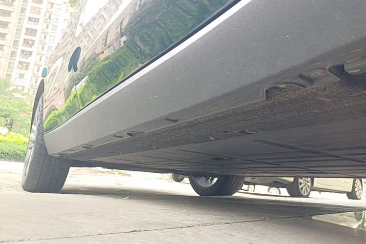 Used Leapmotor C16 2024 Pure Electric 520 Deluxe Edition Right Side Sill