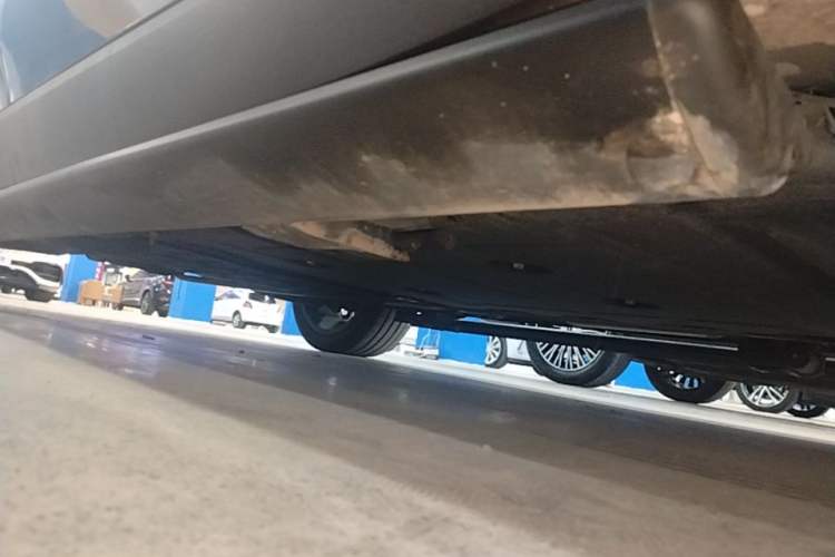 Used Leapmotor C16 2024 Range-Extended 200 Luxury Edition Right Side Sill