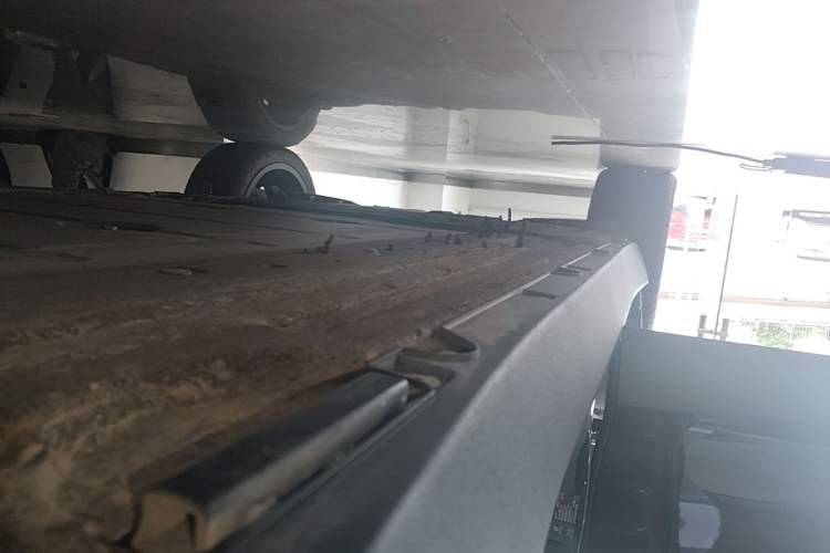 Used Leapmotor C16 2024 Range-Extended 200 LiDAR Edition Right Side Sill