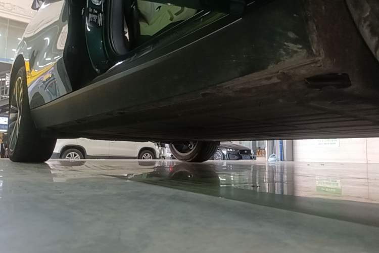 Used Leapmotor C16 2024 Pure Electric 520 Deluxe Edition Right Side Sill
