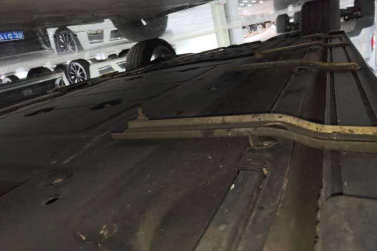 Used Leapmotor C16 2024 Range-Extended 200 LiDAR Edition Right Side Sill