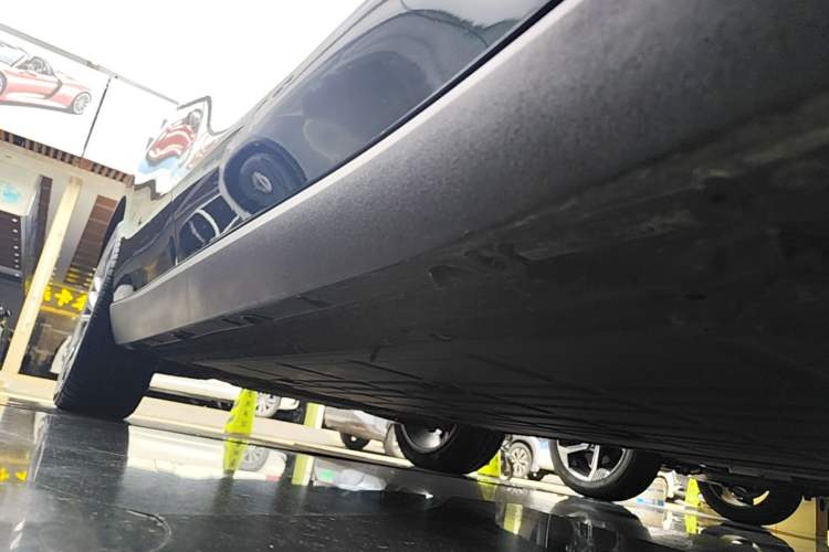 Used Leapmotor C16 2024 Pure Electric 520 Deluxe Edition Right Side Sill