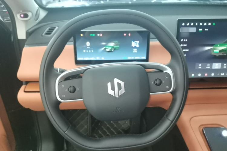 Used Leapmotor C16 2024 Range-Extended 200 Luxury Edition Steering Wheel