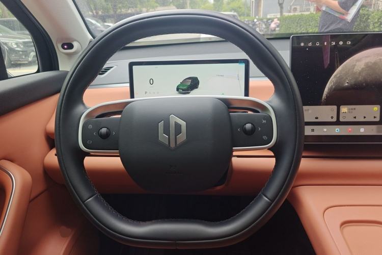Used Leapmotor C16 2024 Range-Extended 200 Luxury Edition Steering Wheel