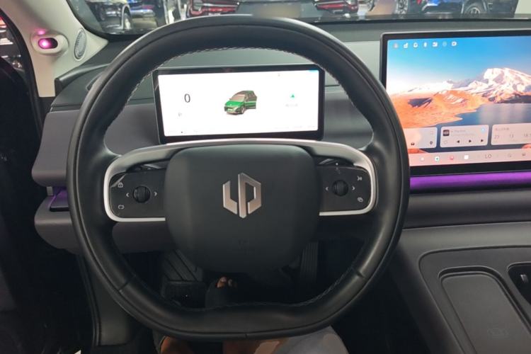 Used Leapmotor C16 2024 Range-Extended 200 Luxury Edition Steering Wheel