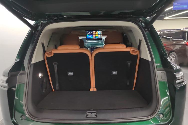 Used Leapmotor C16 2024 Range-Extended 200 Luxury Edition Trunk