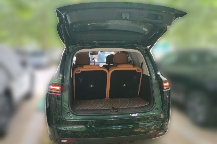 Used Leapmotor C16 2024 All-Electric 520 LiDAR Edition Trunk