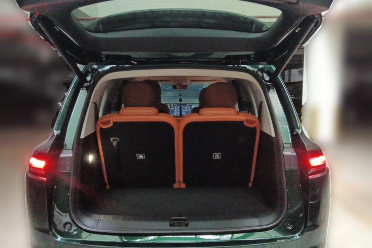 Used Leapmotor C16 2024 All-Electric 520 LiDAR Edition Trunk