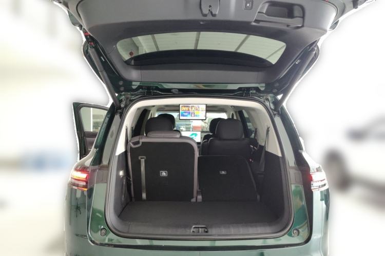 Used Leapmotor C16 2024 All-Electric 520 LiDAR Edition Trunk
