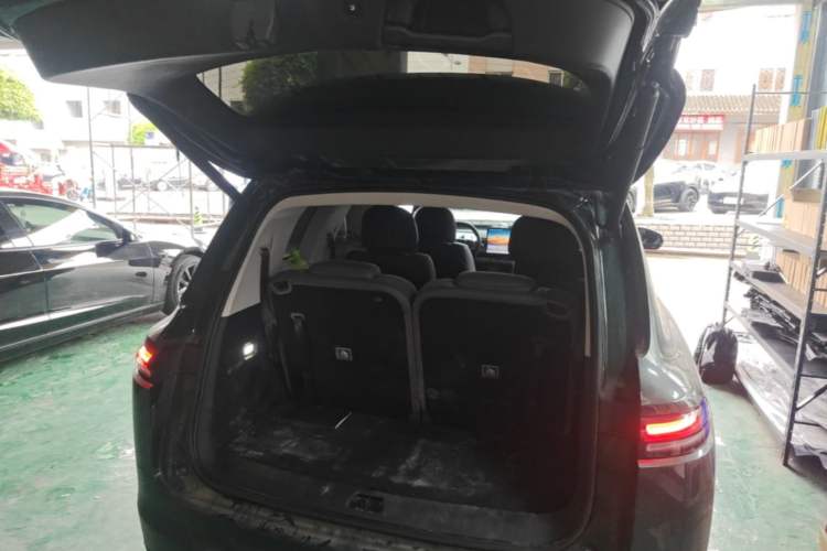 Used Leapmotor C16 2024 All-Electric 580 Luxury Edition Trunk