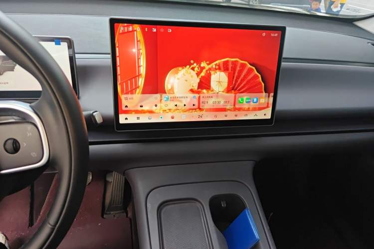 Used Leapmotor C16 2024 Pure Electric 580 LiDAR Edition Audio And AC Panel
