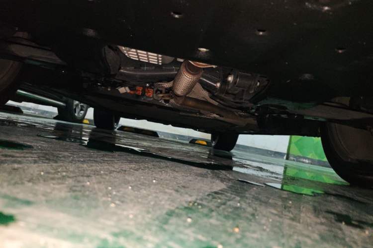 Used Leapmotor C16 2024 Range-Extended 200 Luxury Edition Chassis Front